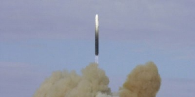 وزارة الدفاع الروسية تؤكد عزمها اختبار 12 صاروخا باليستيا عابرا للقارات في 2018 