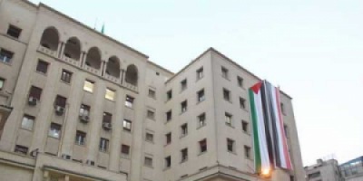  علم فلسطين في أهم شوارع القاهرة تحديا لقرار ترامب