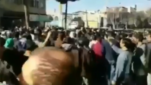 احتجاجات حاشدة في إيران على سياسة الحكومة الداخلية والخارجية