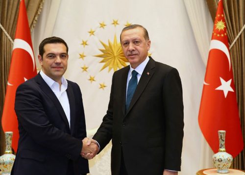 توتر بين تركيا واليونان على خلفية منحها حق اللجوء لعسكري تركي
