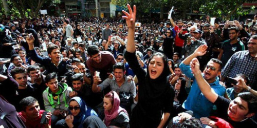 22 قتيل و450 معتقل حصيلة إحتجاجات إيران خلال ثلاثة أيام