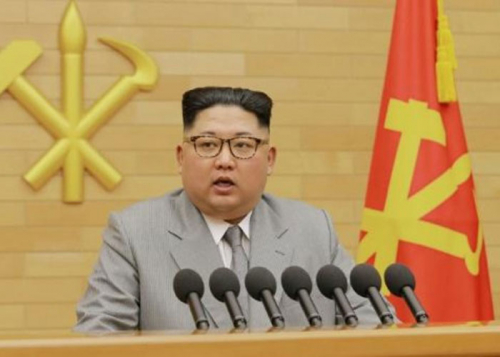 كوريا الشمالية تعيد خط الاتصال مع جارتها الجنوبية تمهيدا للحوار
