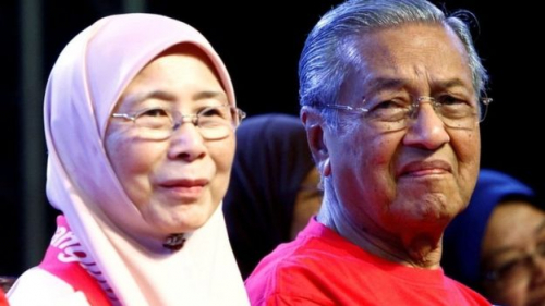 من هو مهاتير محمد الذي ترشحه المعارضة الماليزية لرئاسة الوزراء؟