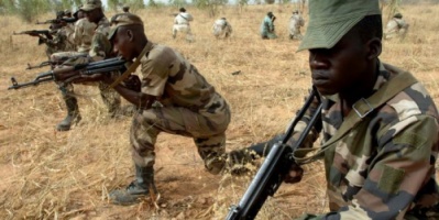 النيجر .. جماعة على صلة بداعش تتبنى قتل 4 أمريكيين