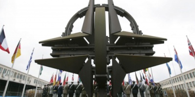 الناتو وروسيا يتفقان على عقد اجتماع لقائد قوات الحلف مع رئيس الأركان العامة الروسية