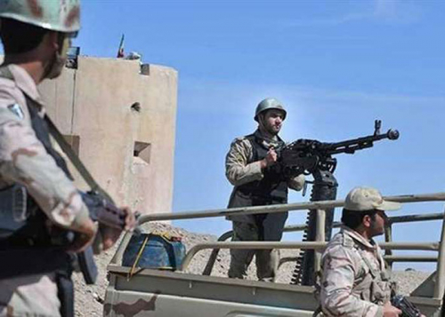 مقتل 4 من الحرس الثوري في مواجهات مع جهاديين غربي البلاد