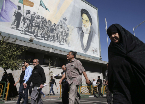 طهران تتحدى ضغوط واشنطن : لن نقلص نفوذنا في الشرق الأوسط