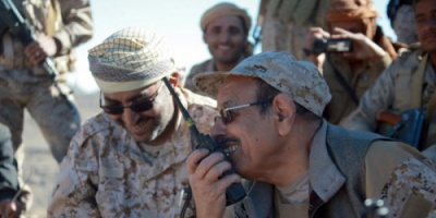 اليمن : الأحمر وبن دغر يقاتلان للتعلق بمنصبيهما في حكومة الشرعية اليمنية
