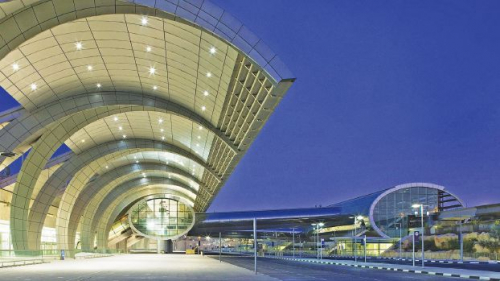 «مطارات دبي» تتوقّع استقبال 90.3 مليون مسافر هذه السنة