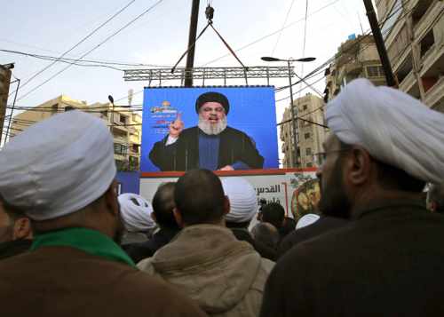 لبنانيون يتساءلون قبل الانتخابات : ماذا سيفعل حزب الله بأكثريته النيابية