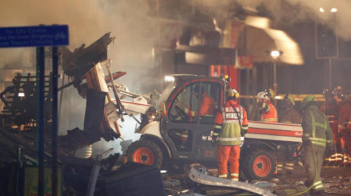 بريطانيا: توجه الاتهام إلى ثلاثة اشخاص في تفجير أوقع خمسة قتلى