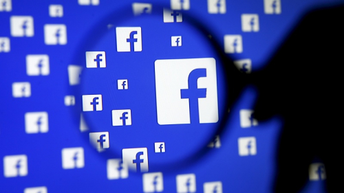 وزير الاتصالات المصري يعلن أن بلاده ستطلق موقع فيسبوك مصري