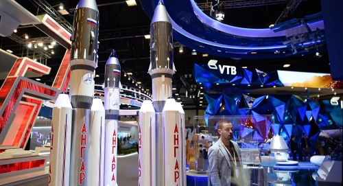 غزو صيني روسي جديد مشترك للفضاء وتصنيع الصاروخ فوق الثقيل