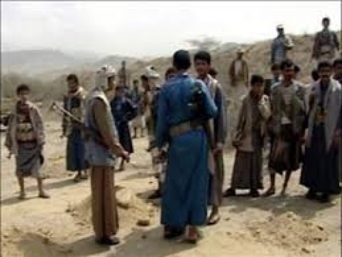 الحوثيين يدفعون  بتعزيزات ضخمة الى منطقة حجور  وسط معارك عنيفه