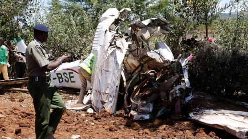 كينا : مقتل أربعة أمريكيين وكيني في تحطم طائرة هليكوبتر