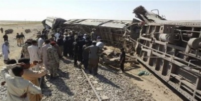#مقتل 4 أشخاص في انفجار قنبلة# بخط للسكك الحديدية الباكستانية