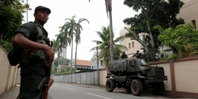 #شرطة سريلانكا تقتل 4 مسلّحين على الأقلّ يُشتبه في انتمائهم إلى #تنظيم "داعش