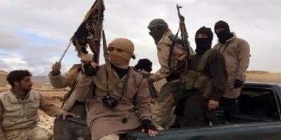 داعش يشن هجوماً على قوات النظام شرق دير الزور