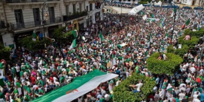 الجزائر: دعوة بن صالح إلى «الحوار» تلهب الحراك الشعبي