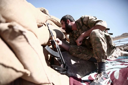 الميليشيات في سوريا تُفرقها المصالح ويُوحّدها الولاء لتركيا