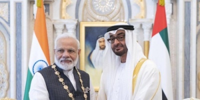 الامارات ... الشيخ محمد بن زايد آل نهيان يقلد رئيس وزراء الهند وسام زايد