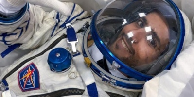 الشيخ محمد بن زايد ... رحلة رائد الفضاء الإماراتي إنجاز تاريخي