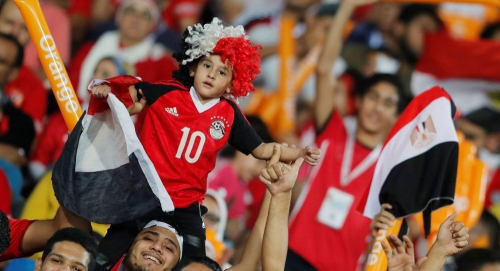مدرب جنوب أفريقيا يستفز المصريين بتصريحات مثيرة قبل المباراة المرتقبة