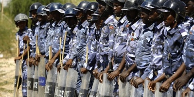 السلطات تحظر التجوال ... قتلى وجرحى باشتباكات دامية في السودان
