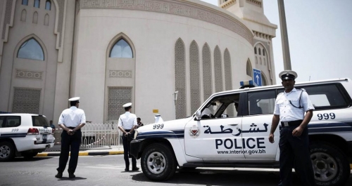 بعد تحويل كراجه إلى عيادة ... القبض على ميكانيكي سيارات يمارس مهنة الطب في البحرين 