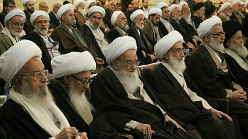 ايران .. مقرب من خامنئي يطالب بمحاسبة وكالة تابعة للسيستاني بذريعة إثارة الفتنة