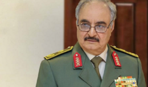 المشير خليفة حفتر يطلب من السيسي "إلزام تركيا" بوقف نقل المسلحين إلى ليبيا