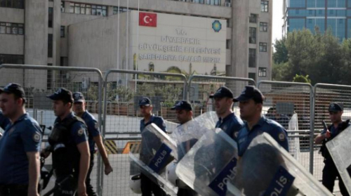 السلطات التركية تعتقل صحافيَّين معارضين بتهمة «التجسس»