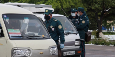 بعد وفاة محتجز .. اعتقال 3 رجال من الشرطة في أوزبكستان