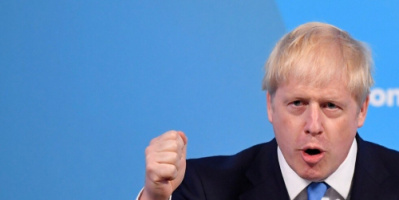بريطانيا .. بوريس جونسون يدين "البلطجة" بعد احتجاجات لليمين في لندن