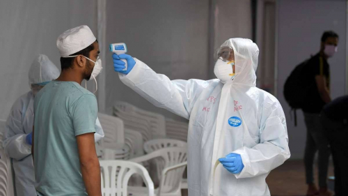 وزارة الصحة الإماراتية تسجل 392 إصابة جديدة بفيروس "كورونا"