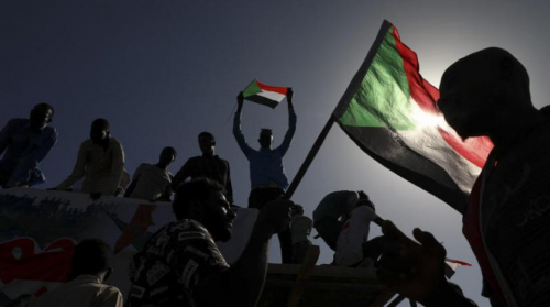 السودان يعلن السيطرة على جميع الشركات الحكومية بما فيها المملوكة للأمن