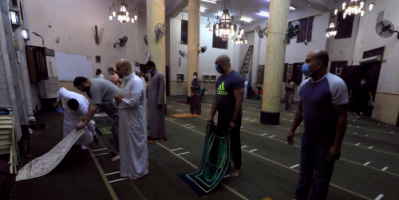 الأوقاف المصرية تؤكد غلق مساجد البلاد اليوم الجمعة باستثناء مسجد واحد