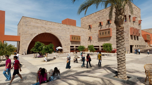 النيابة المصرية تحقق بواقعة "متحرش" الجامعة الأمريكية