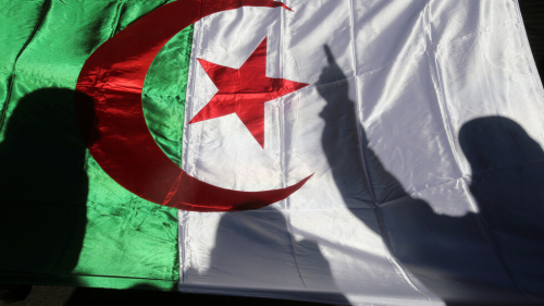 الجزائر .. فرنسا تضع عراقيل أمام مطالبتنا باستعادة أرشيفنا