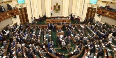 مجلس النواب المصري يوافق على قانون يمنع ترشح الضباط للرئاسة إلا بشروط