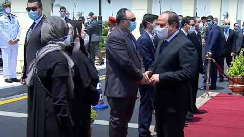 بمشاركة الرئيس السيسي .. جنازة عسكرية لوزير الإنتاج الحربي المصري الراحل محمد العصار