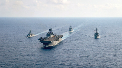 الولايات المتحدة وأستراليا واليابان تصدر بيانا يركز على الوضع في البحار المحيطة بالصين