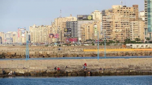 مصر .. غرق 7 أشخاص غرب الإسكندرية تسللوا للسباحة مخالفين القرارات الحكومية
