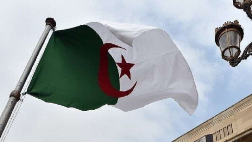 رئيس الحكومة الجزائرية يوضح أسباب وضع اقتصادي "غير مسبوق" تواجهه البلاد