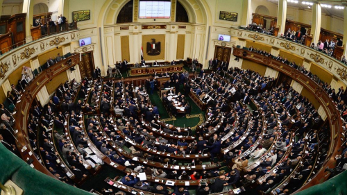 البرلمان المصري يفوض القوات المسلحة بالتدخل العسكري في ليبيا لحماية الأمن القومي