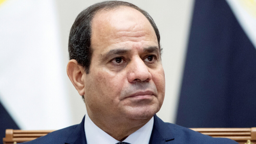 الرئيس السيسي للمصريين" .. "خليكم أسود .. الأسد ما حدش بياكل أكله"