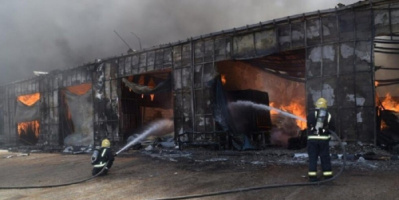 اندلاع حريق في محال للخيام وبيوت الشعر في الرياض