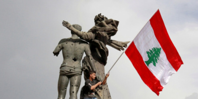 لبنان.. احتفال بالذكرى الأولى لثورة "17 تشرين" وعون يؤكد أن يده لا تزال ممدودة