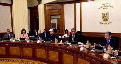 الحكومة المصرية تنفي إهدار مليارات الجنيهات لتنفيذ مشروع قومي