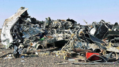 اتفاق مصري روسي على السعي لكشف حقيقة الطائرة المنكوبة بسيناء
